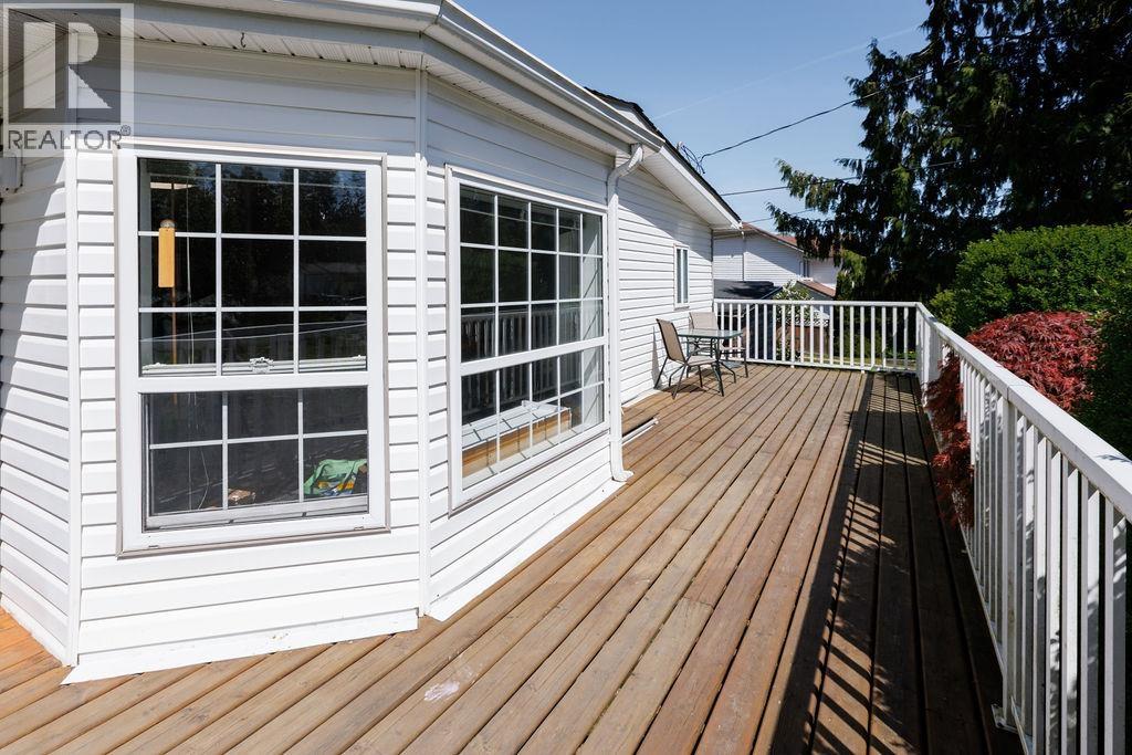 760 HILLCREST ROAD, Gibsons
