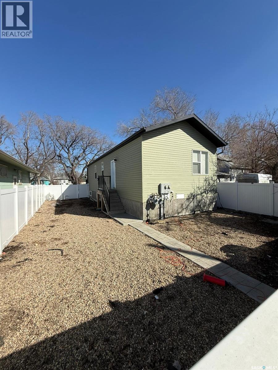 960 WALLACE STREET - 5