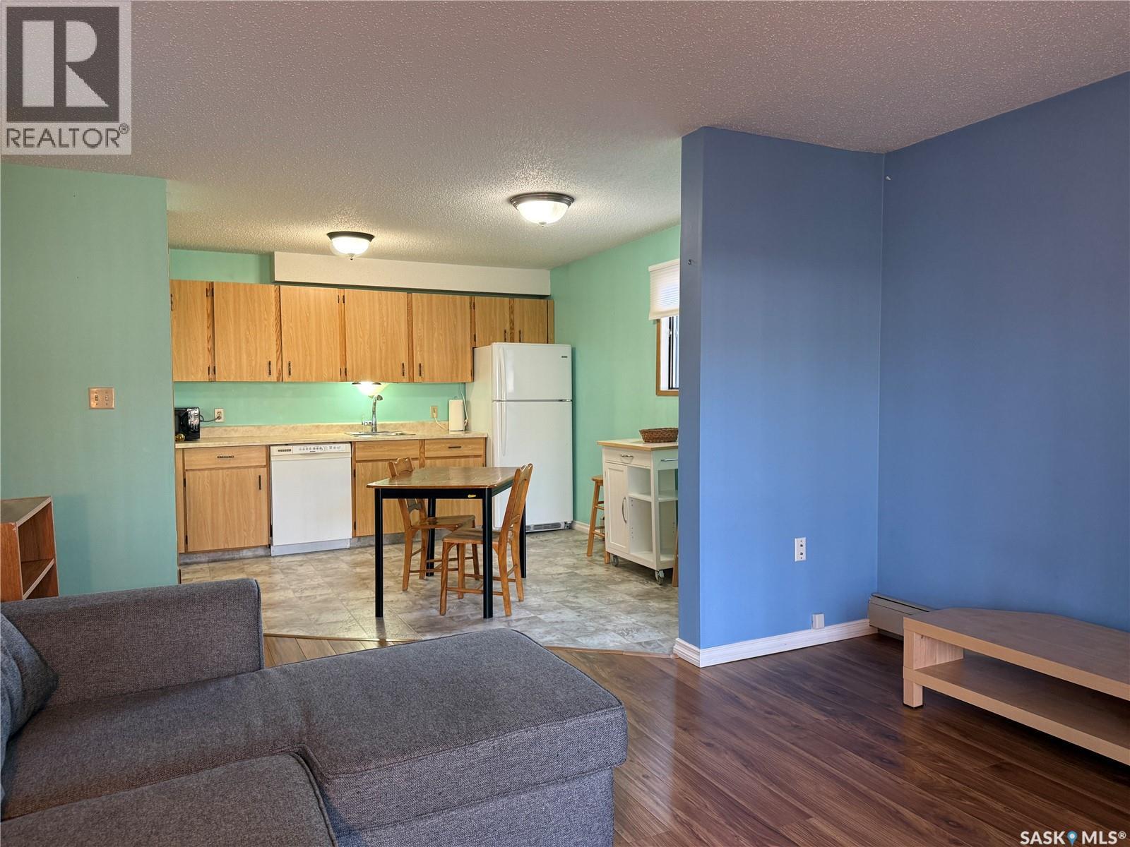 #101C 59 WOOD LILY DRIVE - 23