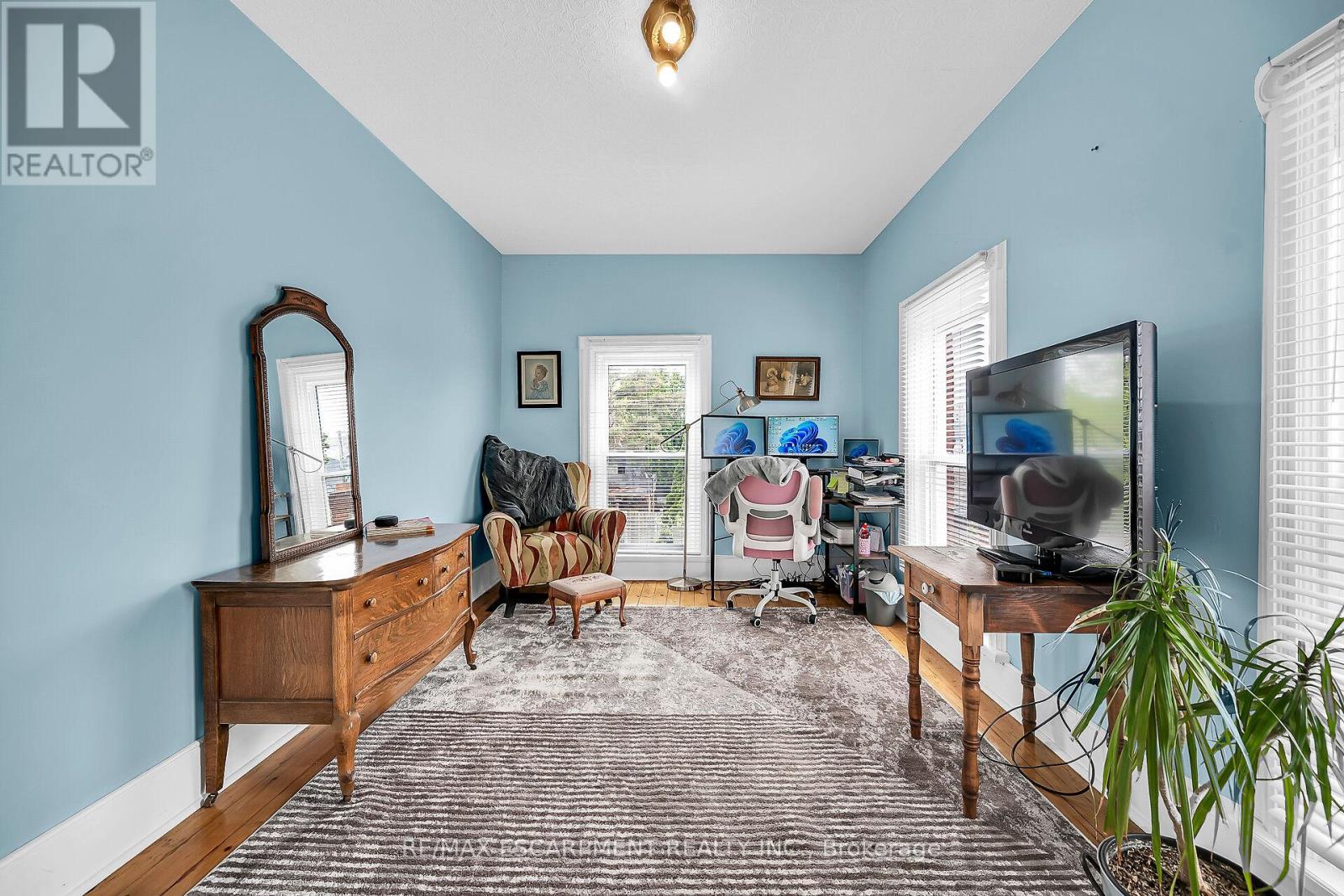 141 MOUNT ALBION ROAD - 40