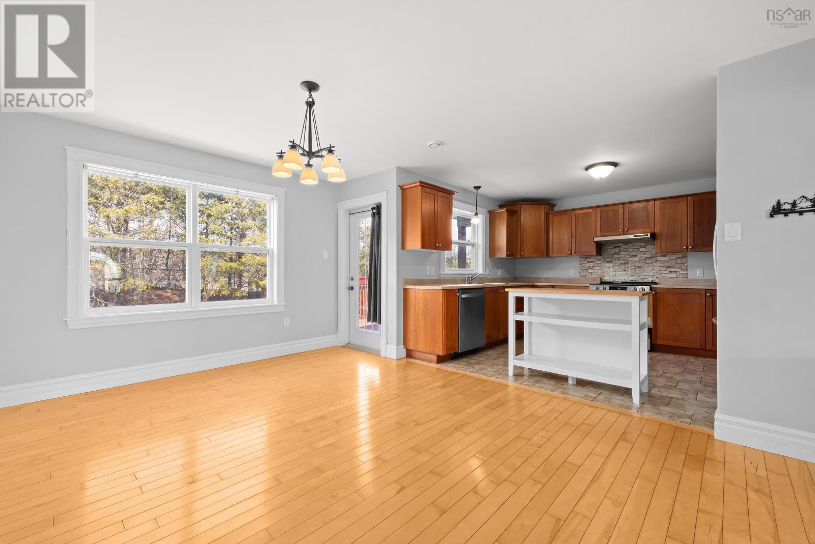 Property 23 of 33 of 830 Basinview Drive