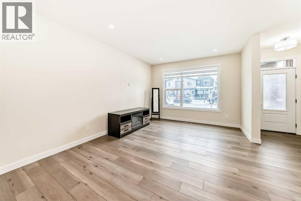 538 SAGE HILL ROAD NW - 19
