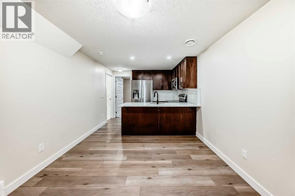538 SAGE HILL ROAD NW - 40