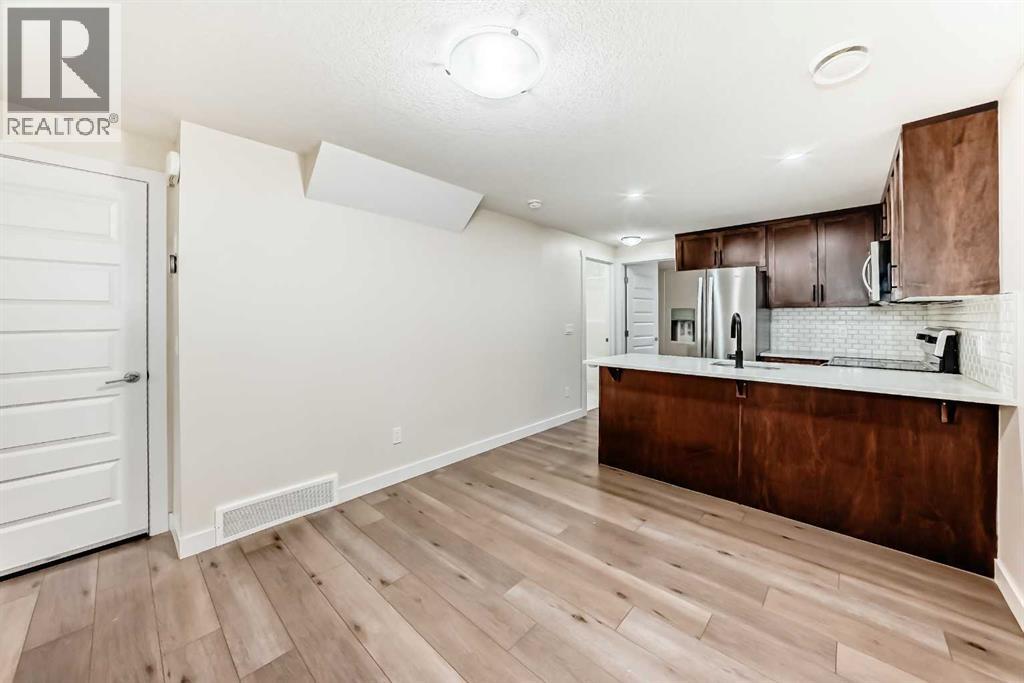538 SAGE HILL ROAD NW - 41