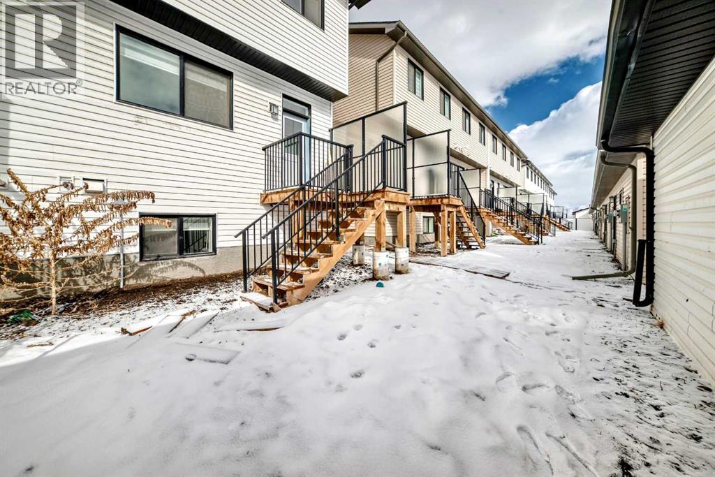 538 SAGE HILL ROAD NW - 48