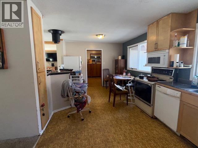 2918 RAILWAY Avenue, Smithers