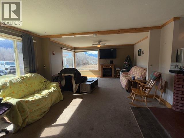 2918 RAILWAY Avenue, Smithers