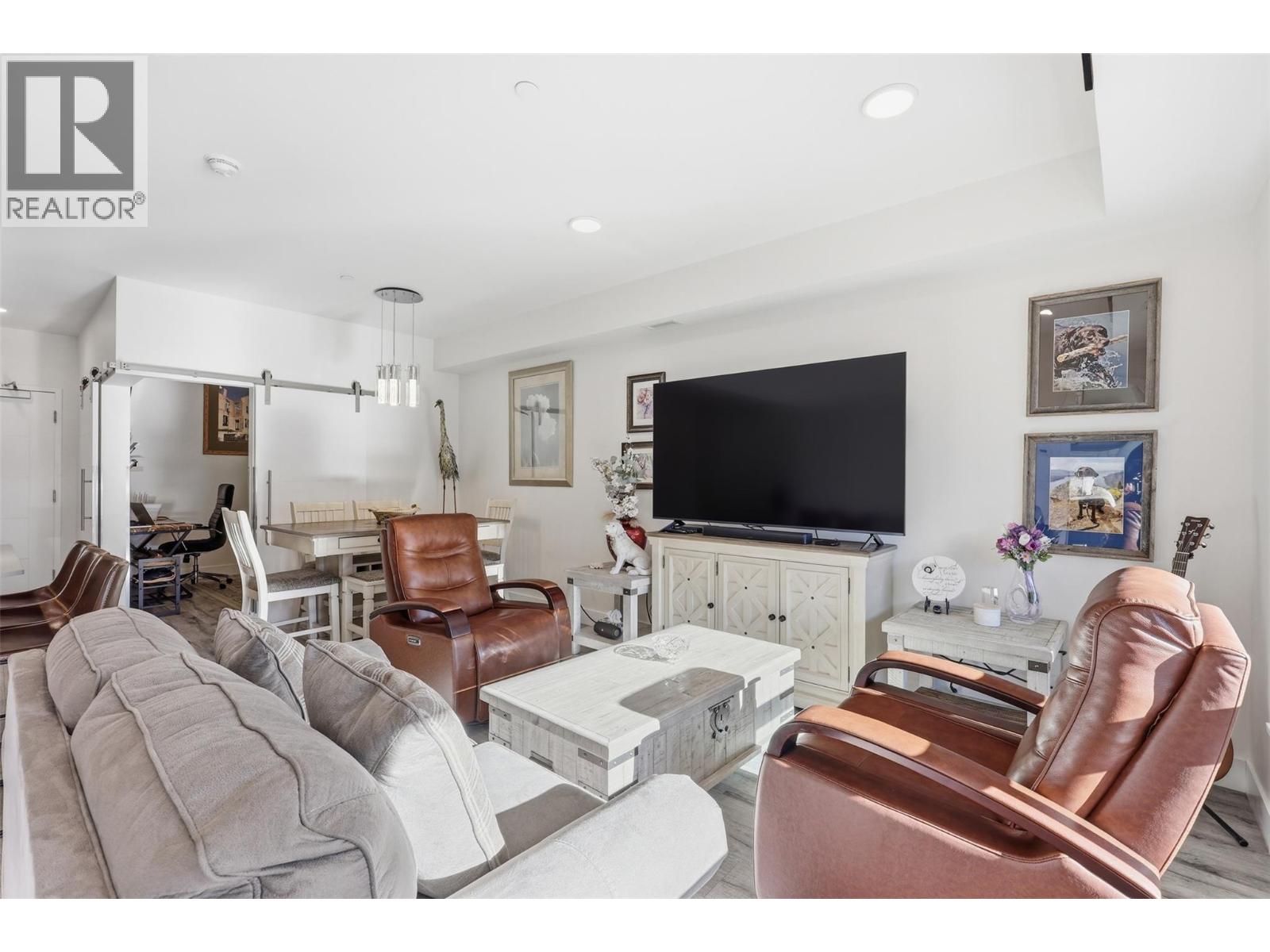 #204 651 Dunes Drive - 12