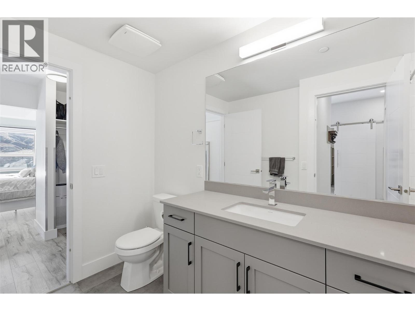 #204 651 DUNES DRIVE - 23