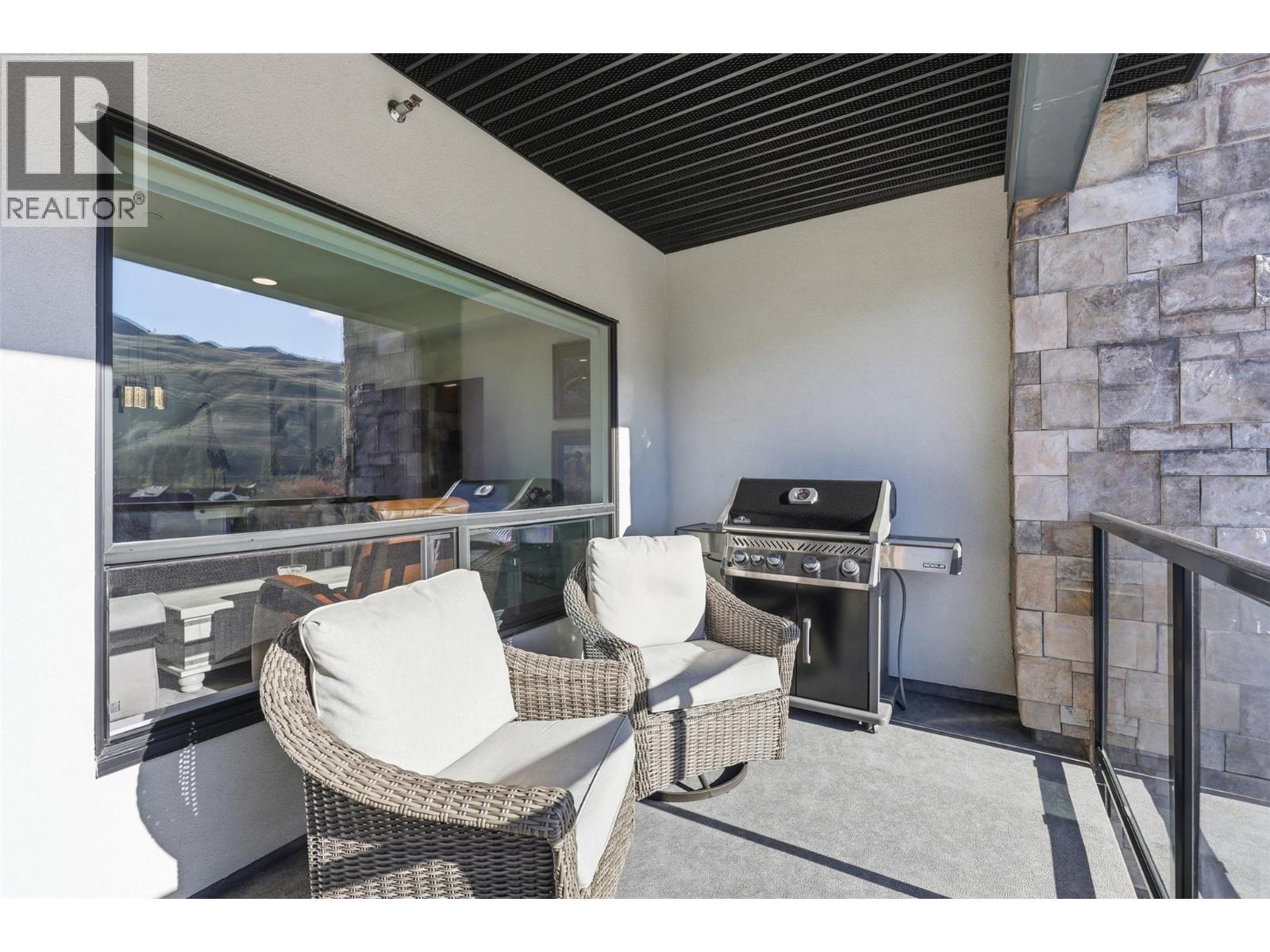 #204 651 DUNES DRIVE - 16