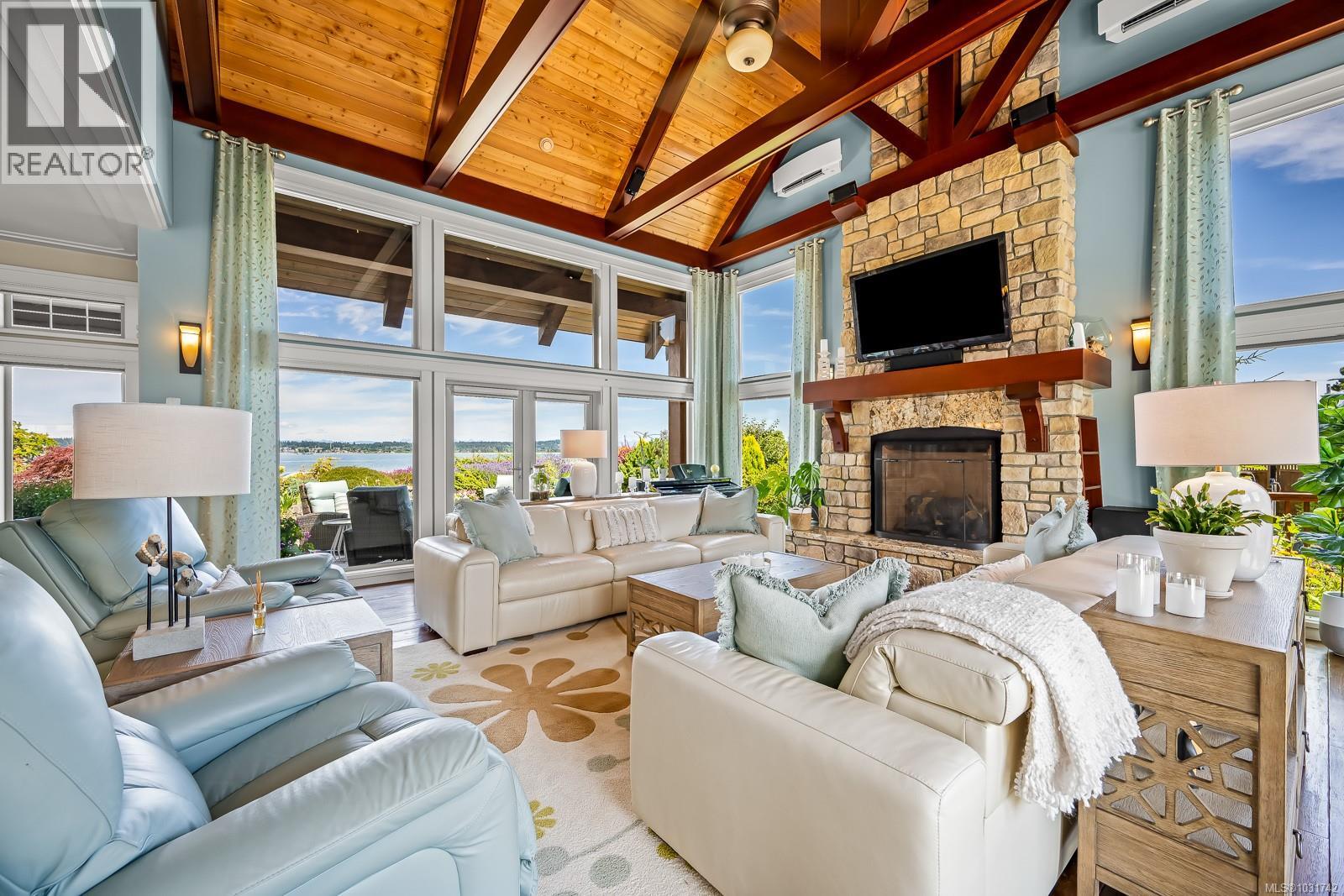 3943-3941 MARINE DR - 19