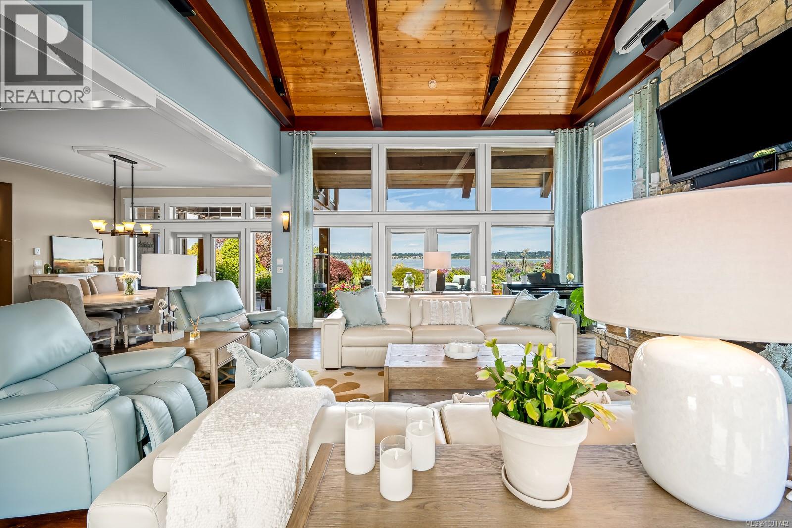 3943-3941 MARINE DR - 20