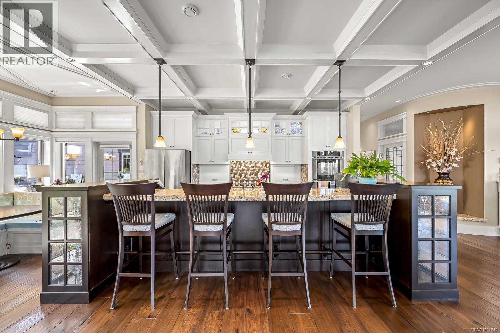 3943-3941 MARINE DR - 36