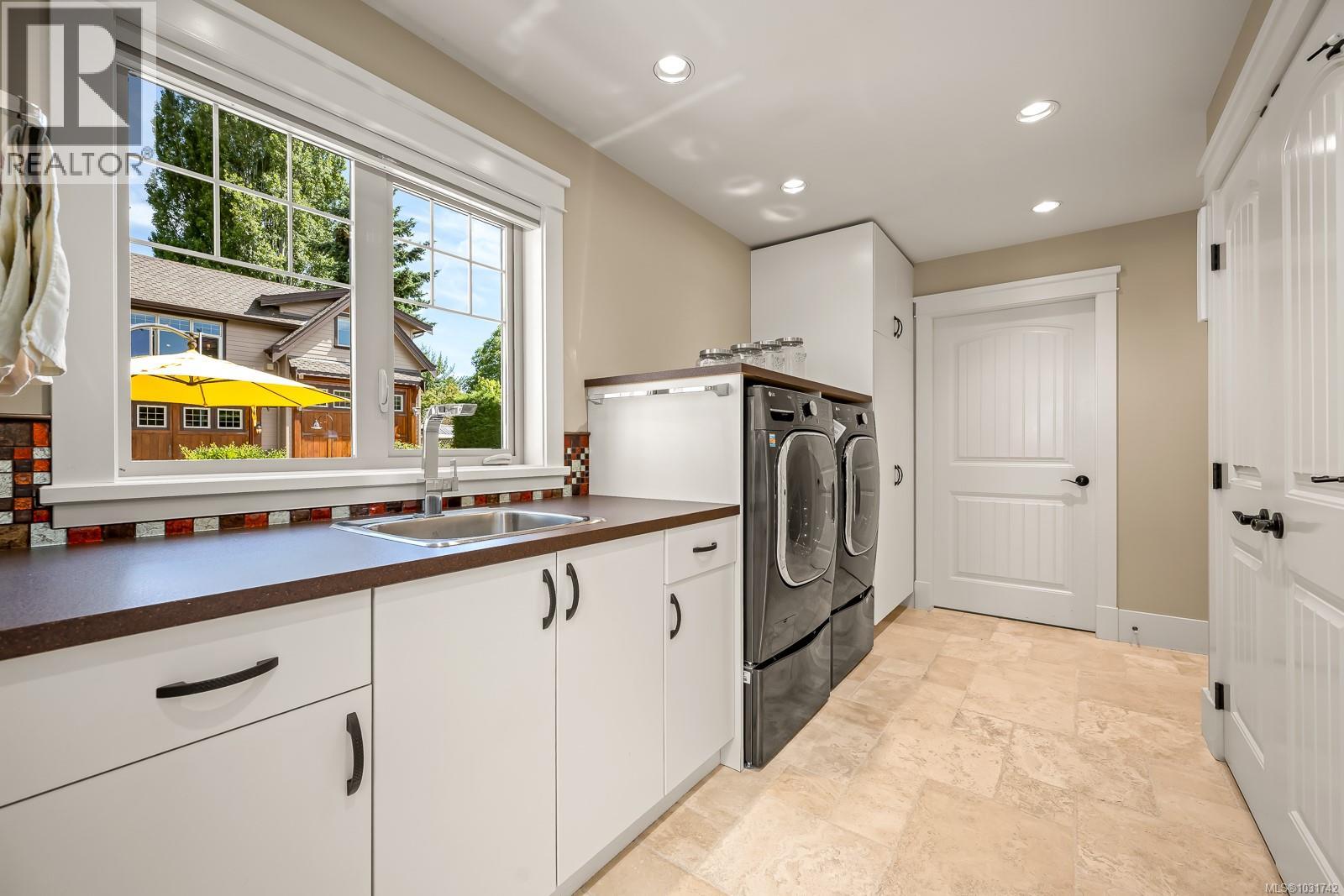 3943-3941 Marine Dr - 50