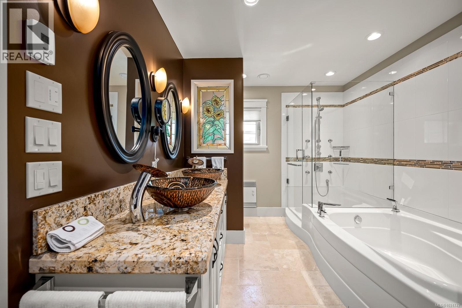3943-3941 Marine Dr - 54