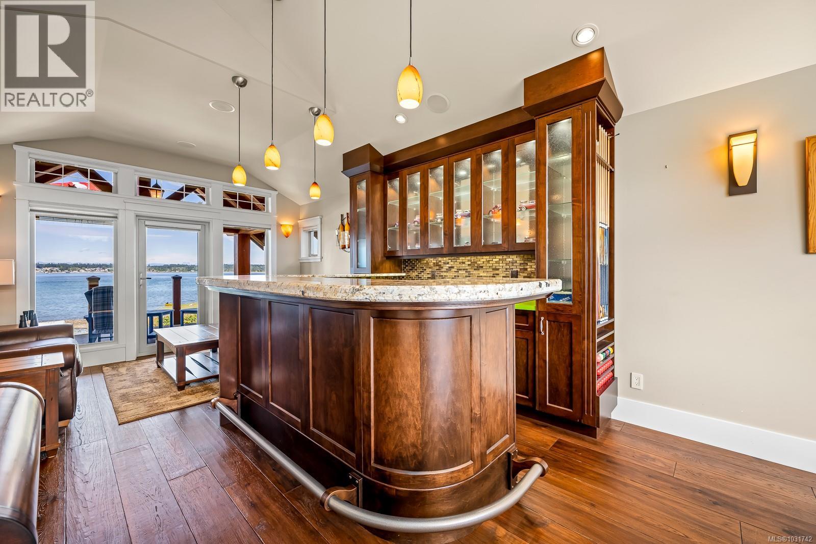 3943-3941 Marine Dr - 56