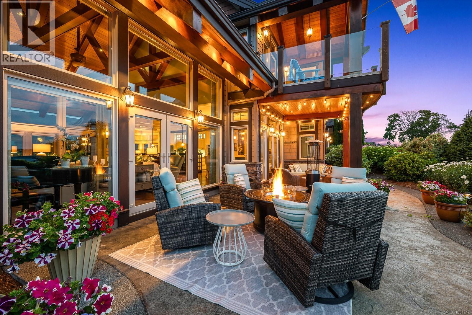 3943-3941 MARINE DR - 6