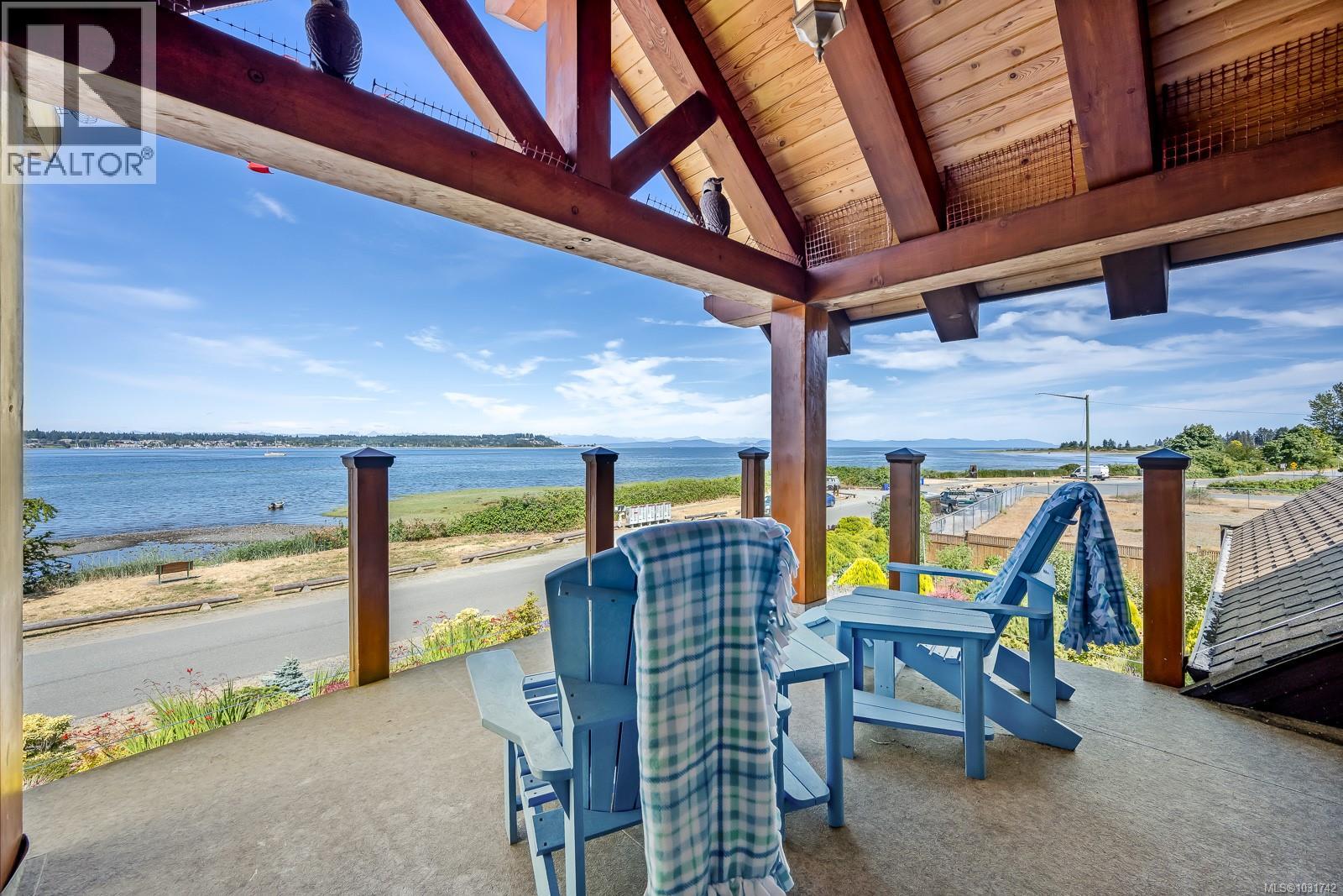 3943-3941 Marine Dr - 60