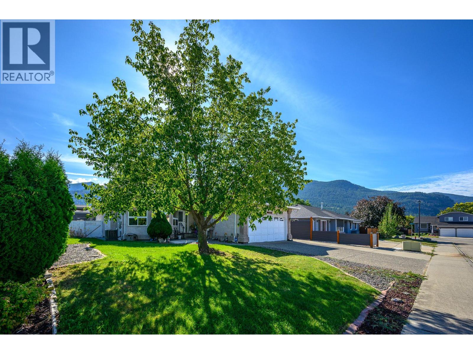 2424 Bradley Drive - 6