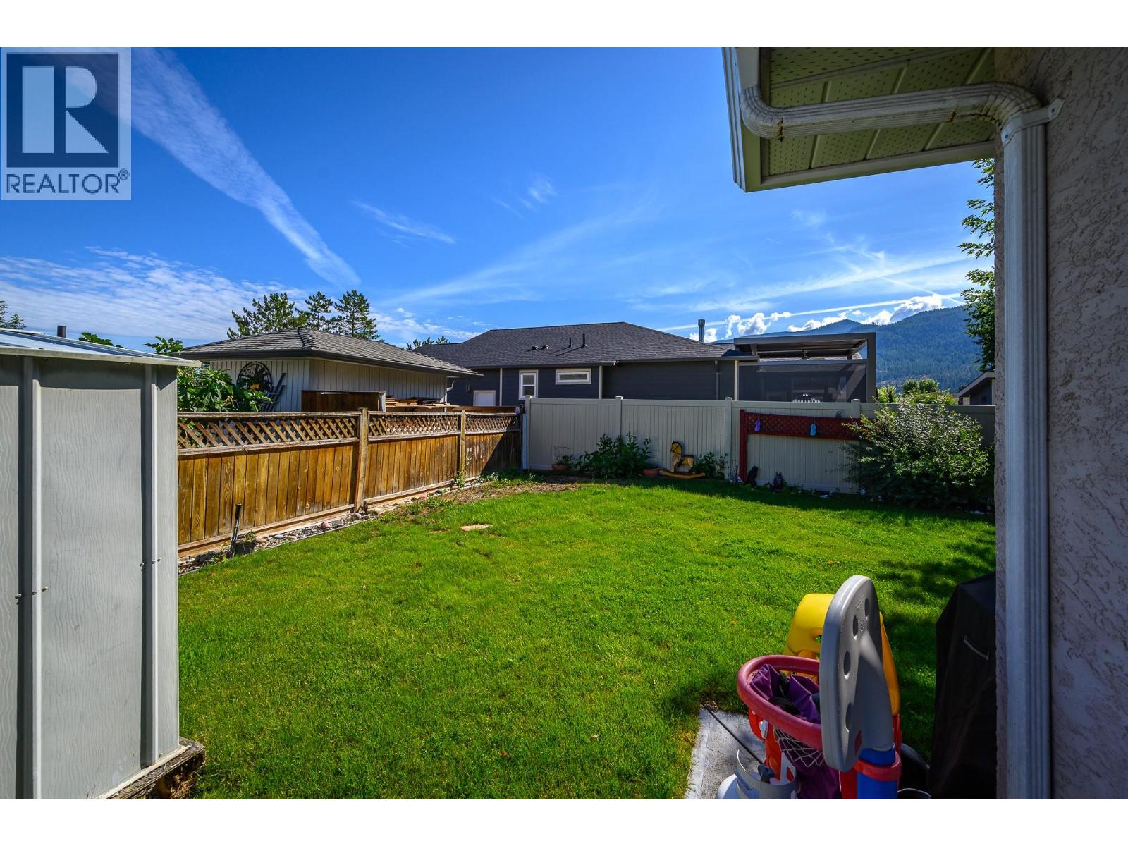 2424 Bradley Drive - 8