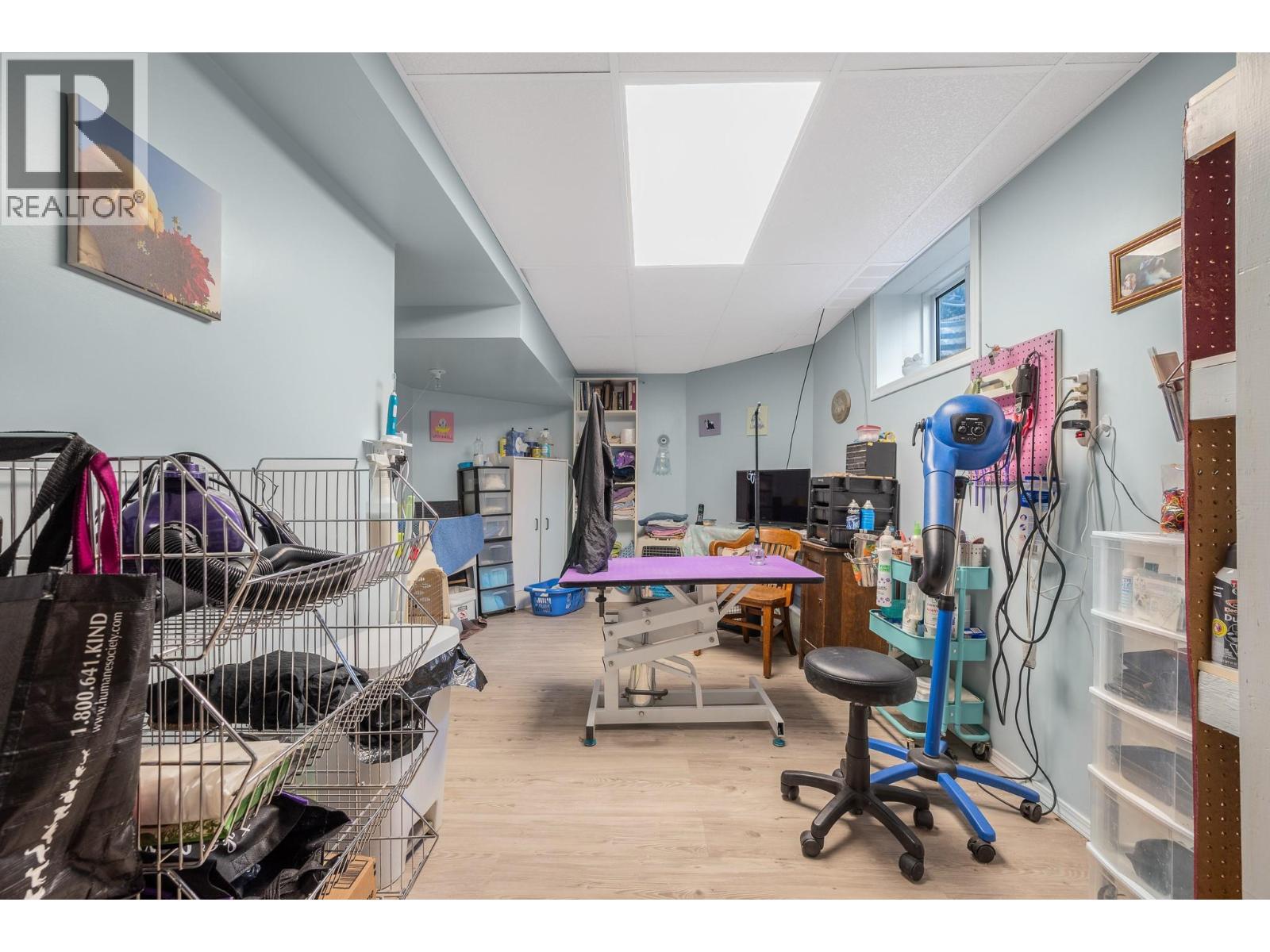 2424 BRADLEY DRIVE - 36