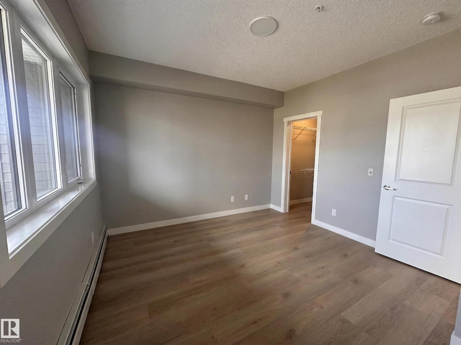 #220 12804 140 AV NW, Edmonton