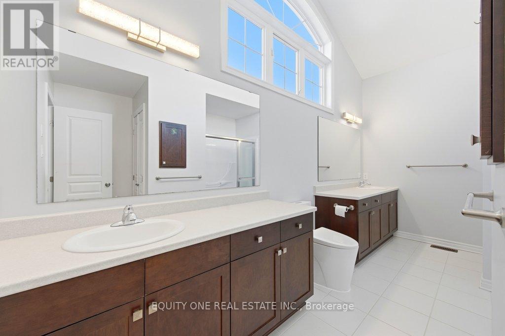 240 TRAILGATE STREET - 33