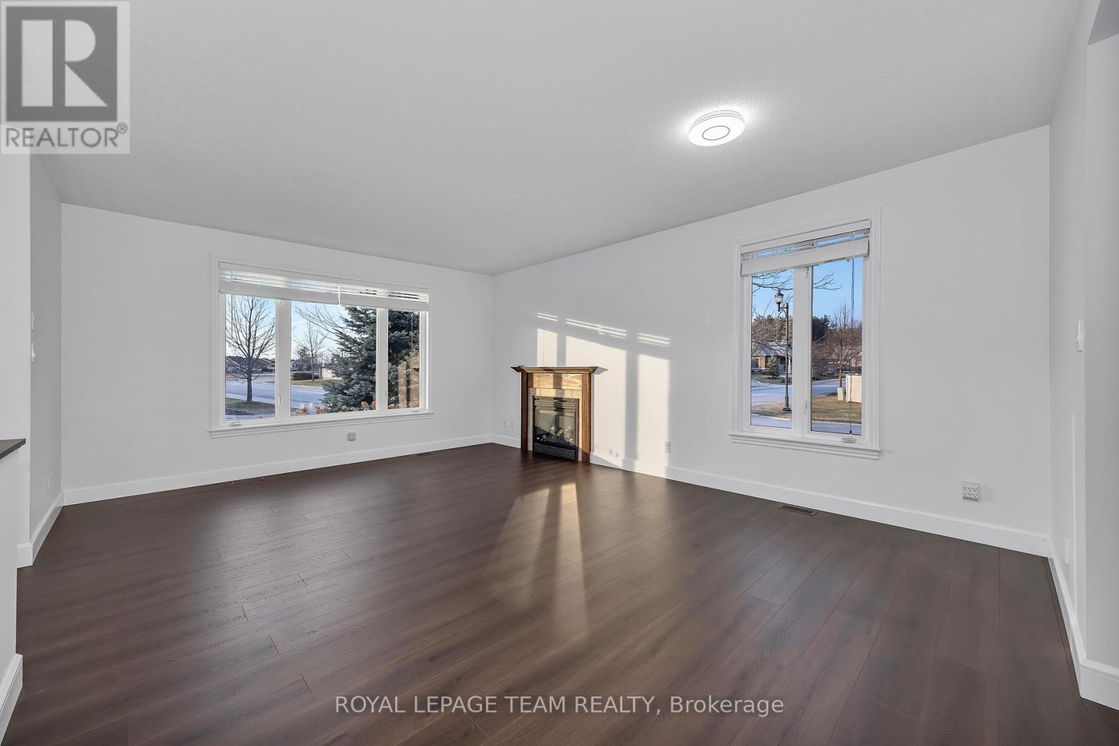 28 MAGNOLIA WAY - 7