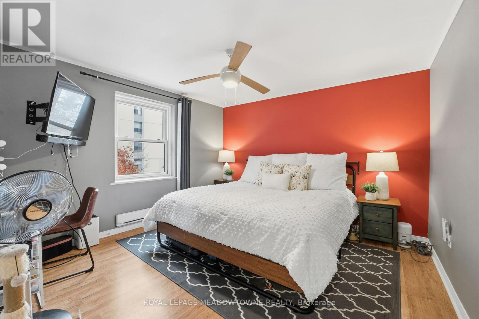 #15 1351 LAKESHORE ROAD - 12