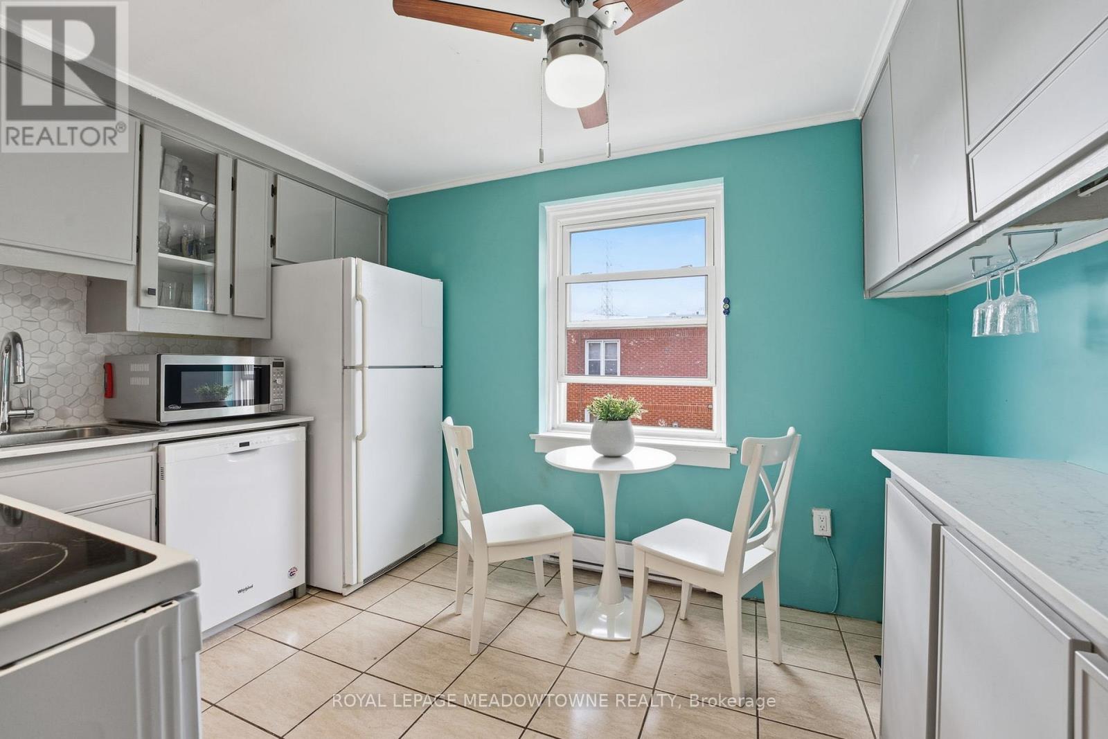 #15 1351 LAKESHORE ROAD - 5