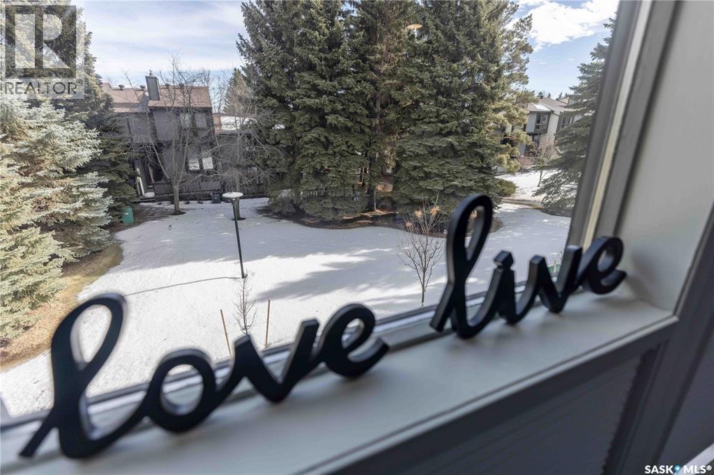 #52 455 PINEHOUSE DRIVE - 11