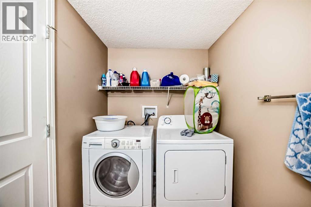 
          88 Taralea Gardens Northeast
            <br/>
            <span>Calgary</span>
            , 
            <span>AB</span>
             <span>T3J4W5</span>
         - Photo 13