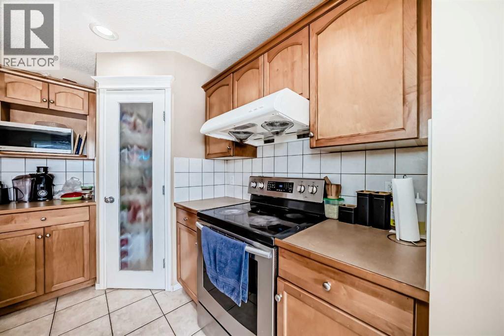 
          88 Taralea Gardens Northeast
            <br/>
            <span>Calgary</span>
            , 
            <span>AB</span>
             <span>T3J4W5</span>
         - Photo 5