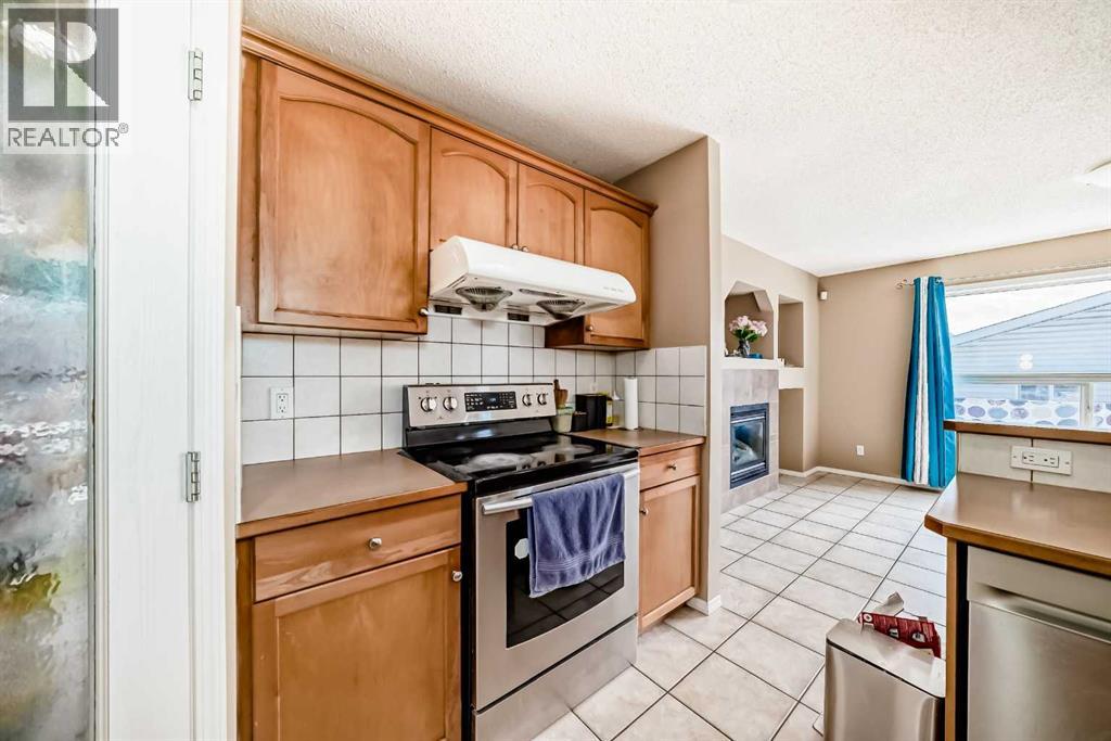 
          88 Taralea Gardens Northeast
            <br/>
            <span>Calgary</span>
            , 
            <span>AB</span>
             <span>T3J4W5</span>
         - Photo 6