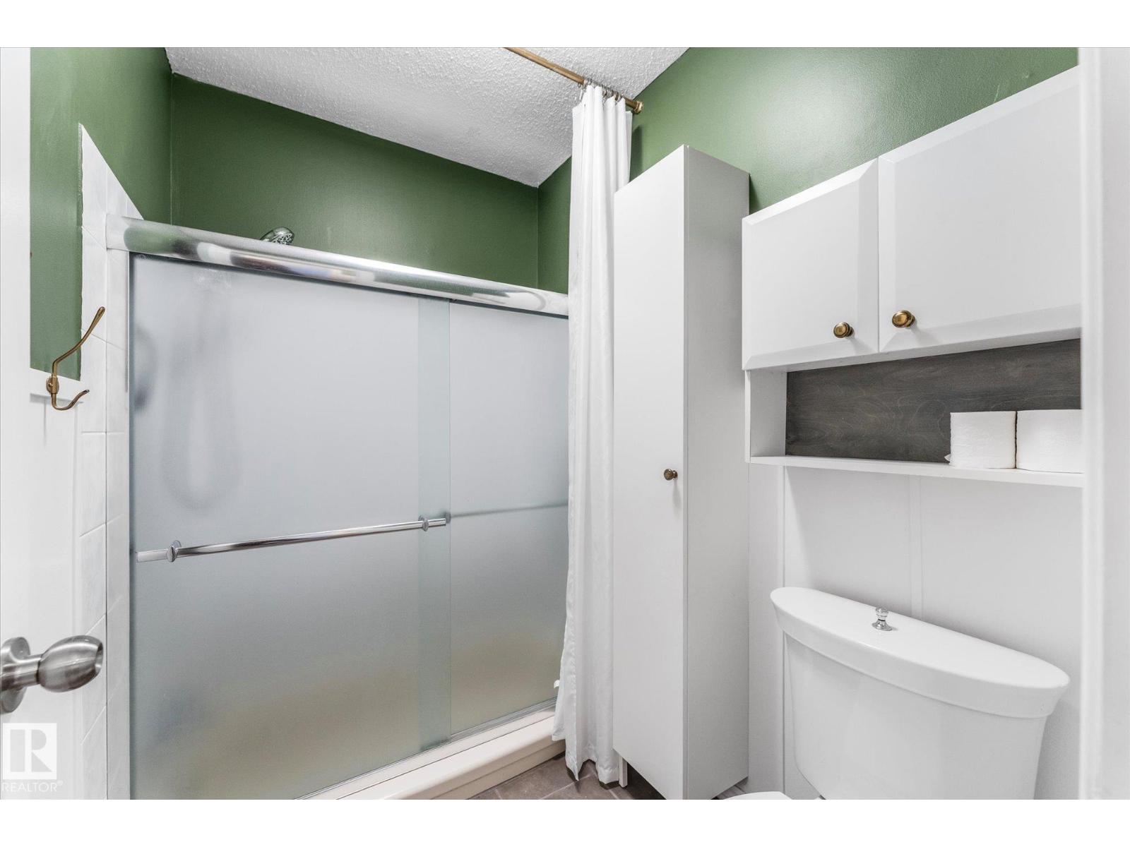 2626 49 ST NW, Edmonton