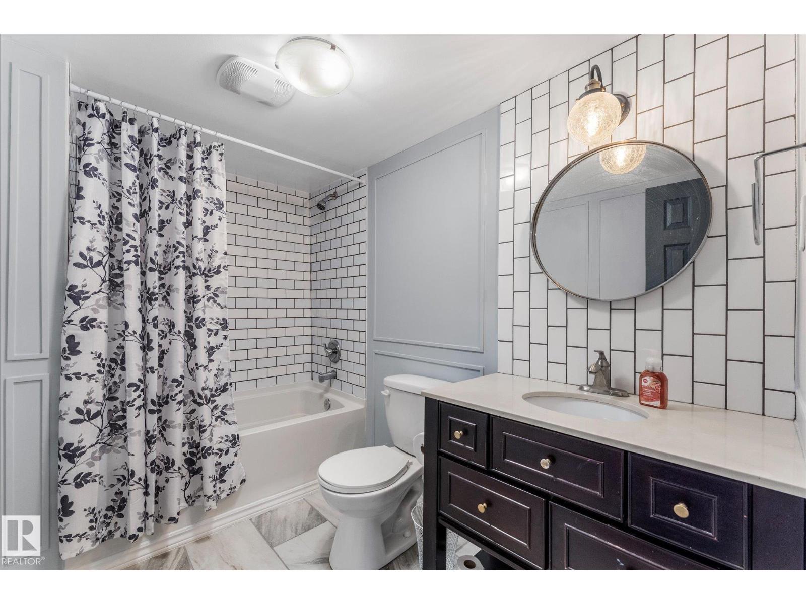 2626 49 ST NW, Edmonton