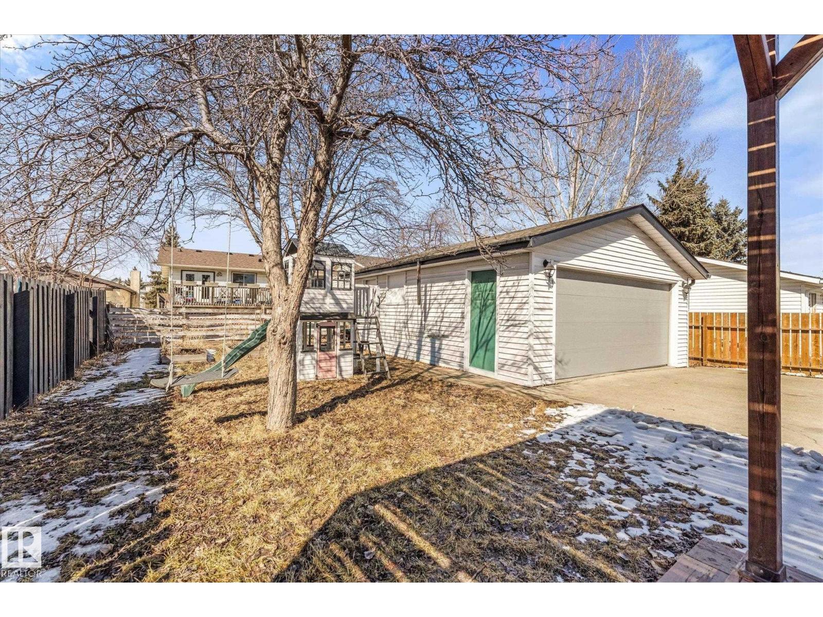 2626 49 ST NW, Edmonton