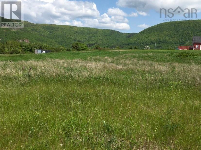 Property 5 of 10 of Cabot Trail