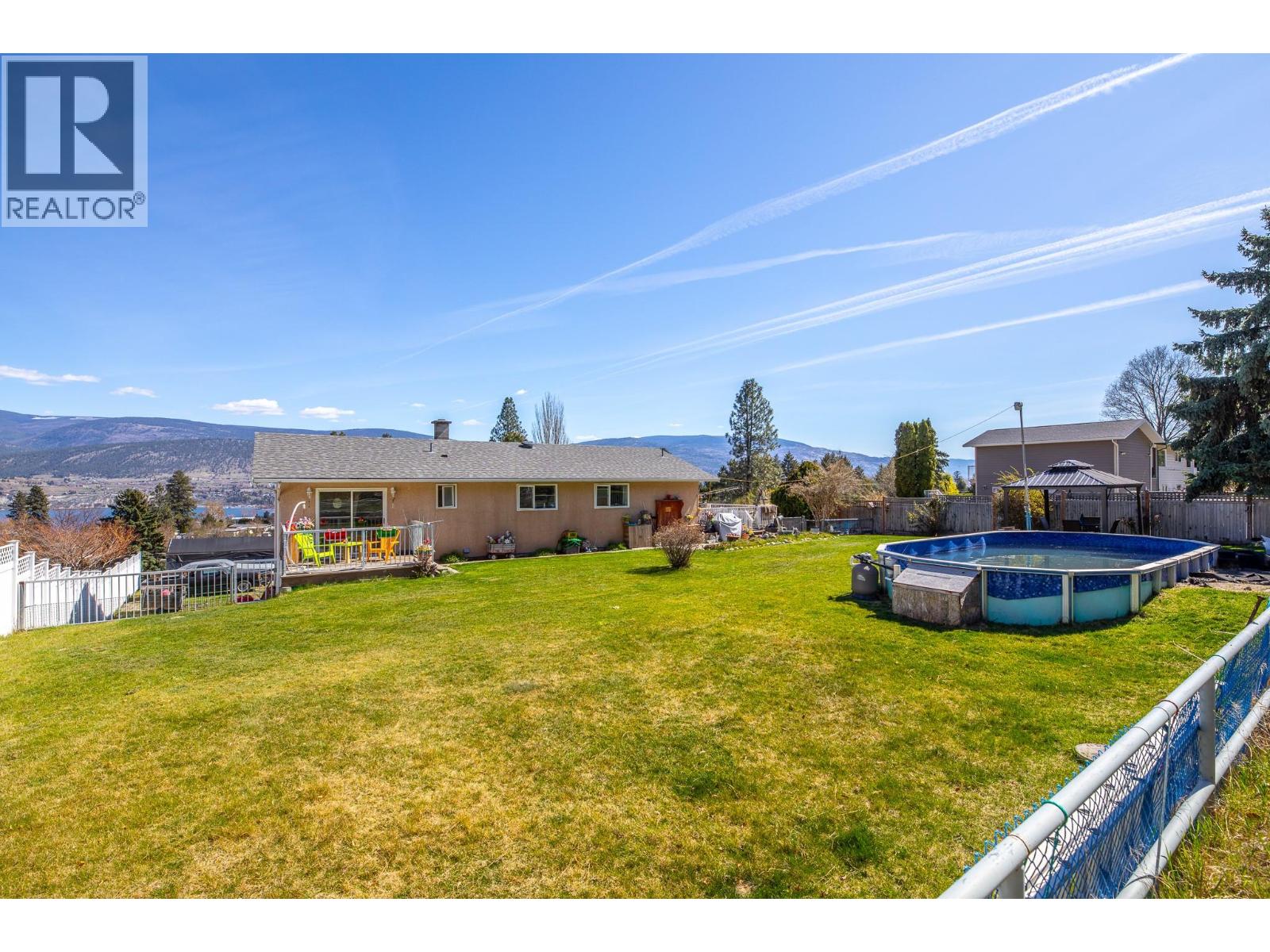  2210 West Bench Drive, Penticton