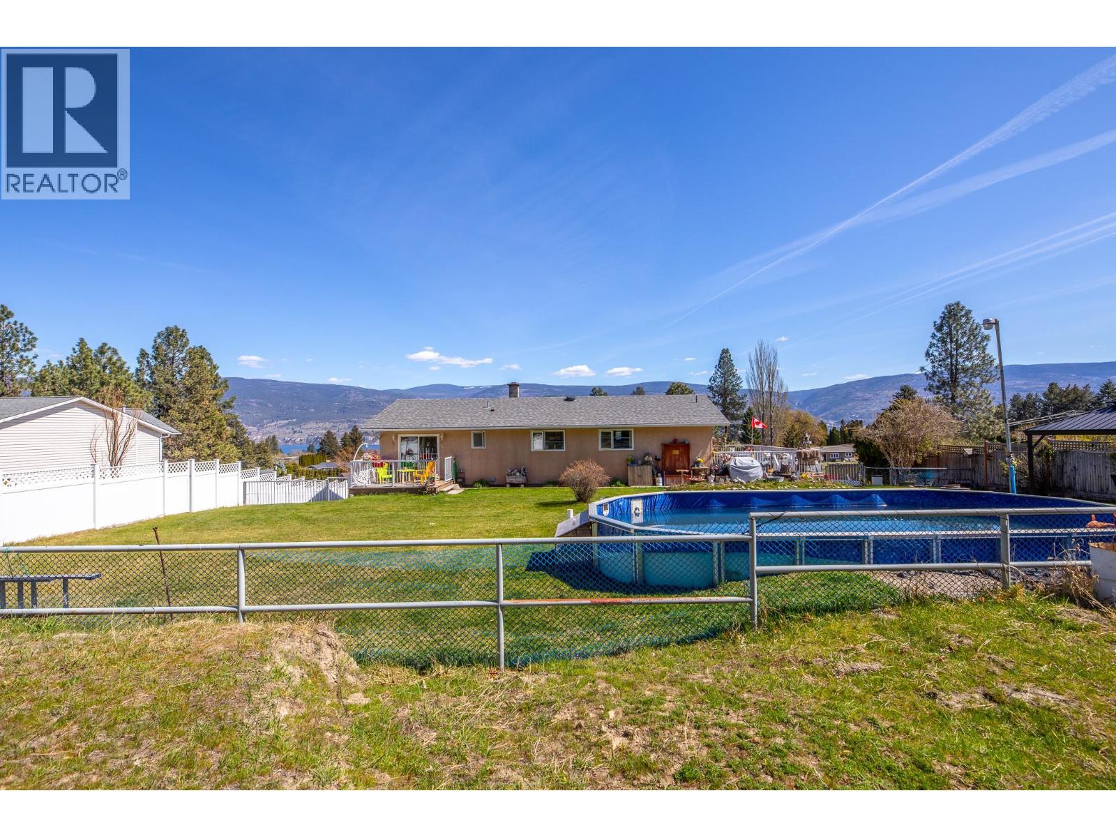  2210 West Bench Drive, Penticton