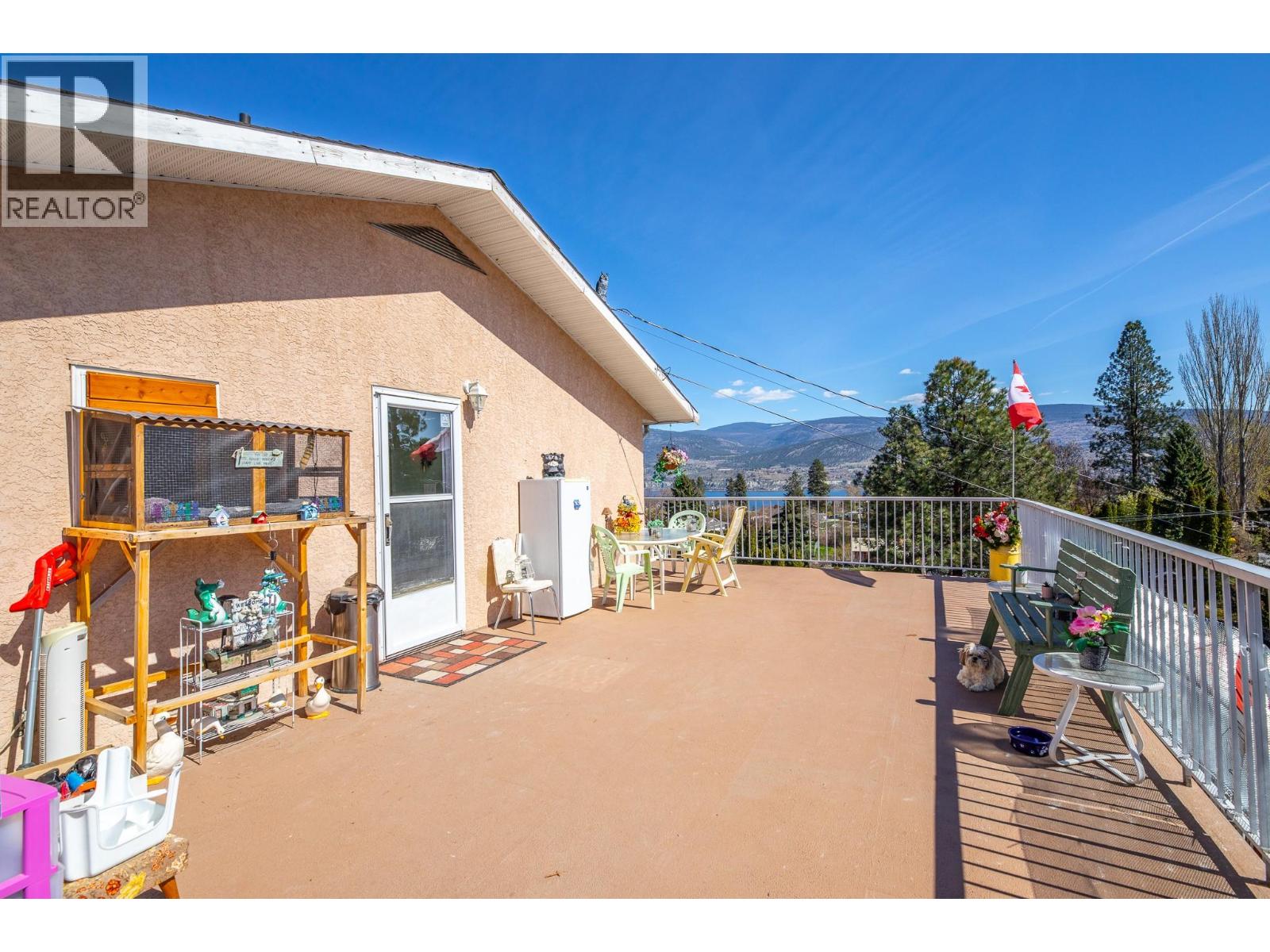  2210 West Bench Drive, Penticton
