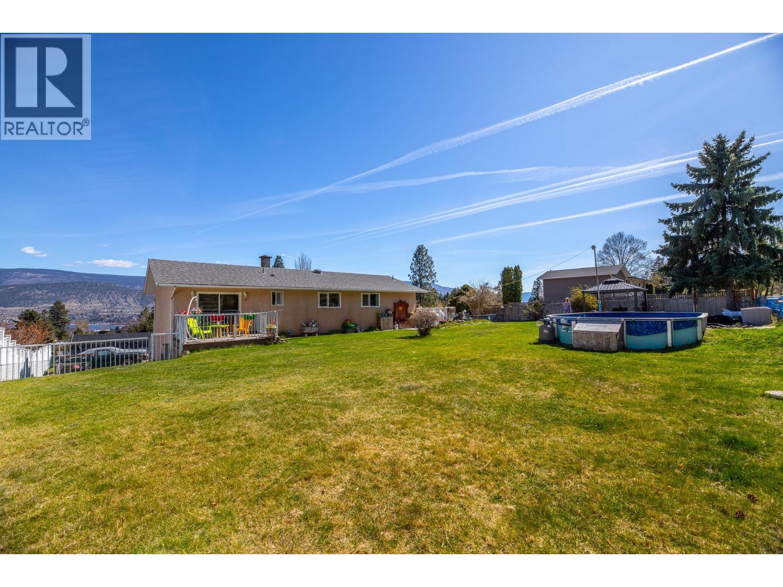 2210 West Bench Drive, Penticton