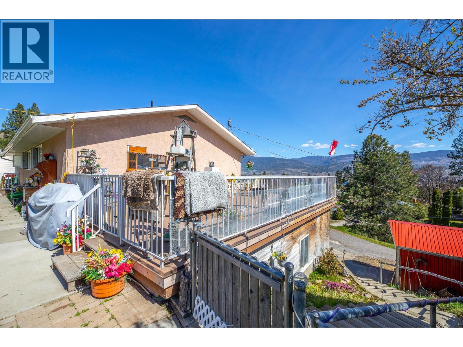  2210 West Bench Drive, Penticton