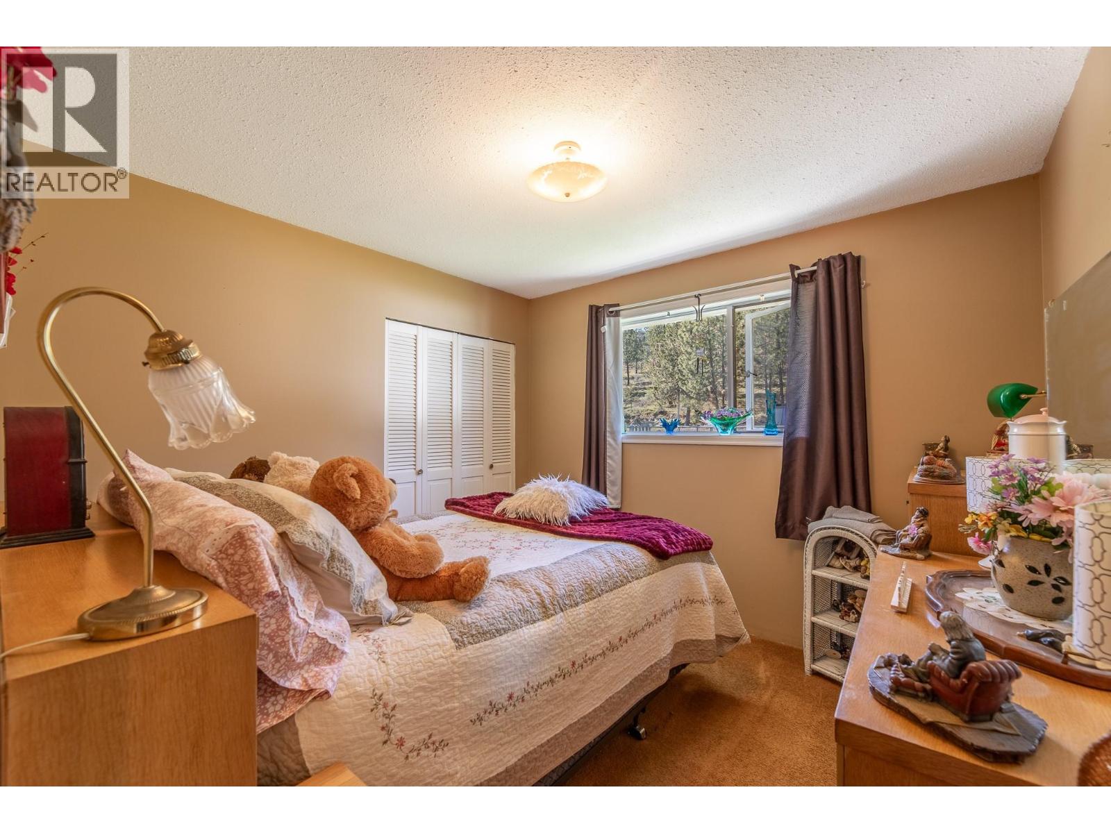  2210 West Bench Drive, Penticton