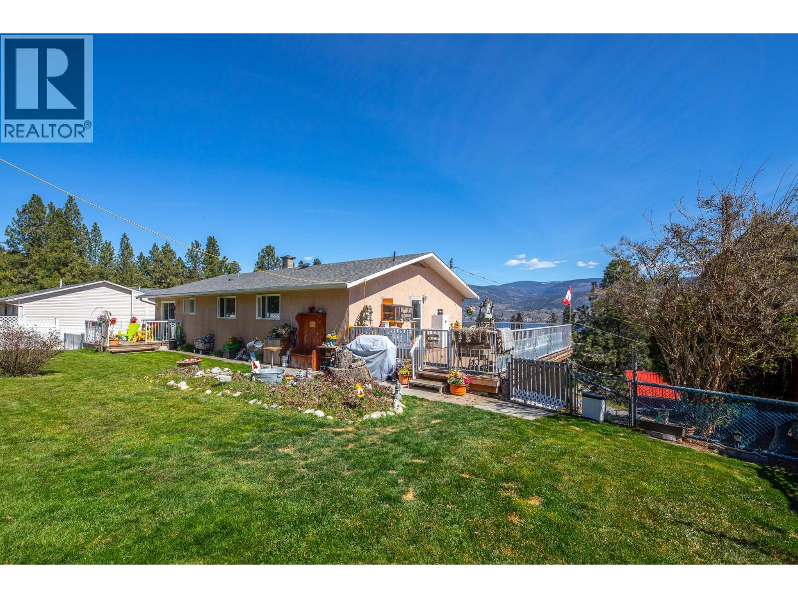  2210 West Bench Drive, Penticton