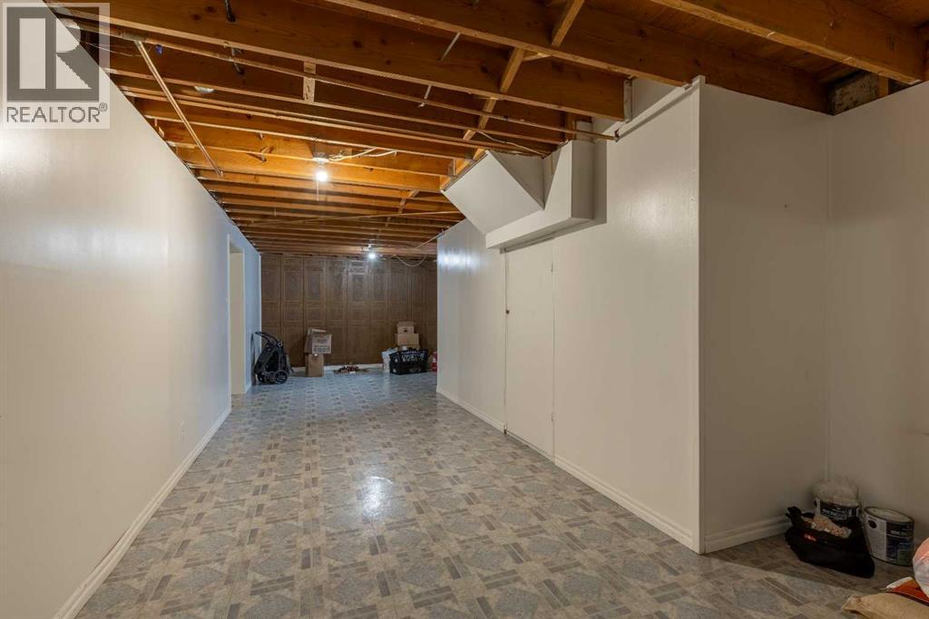 622 & 624 22 STREET N - 19