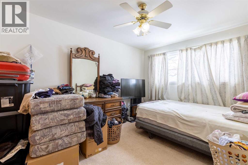 622 & 624 22 STREET N - 32