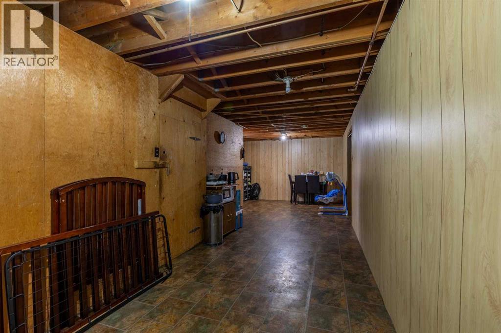 622 & 624 22 STREET N - 35