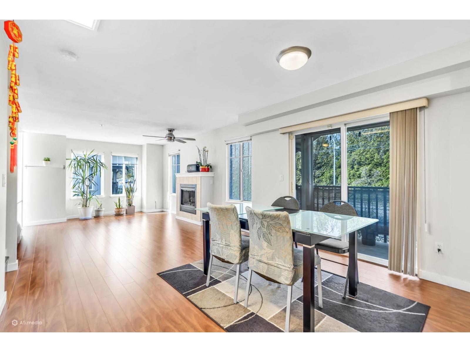 102 12040 68 AVENUE, Surrey