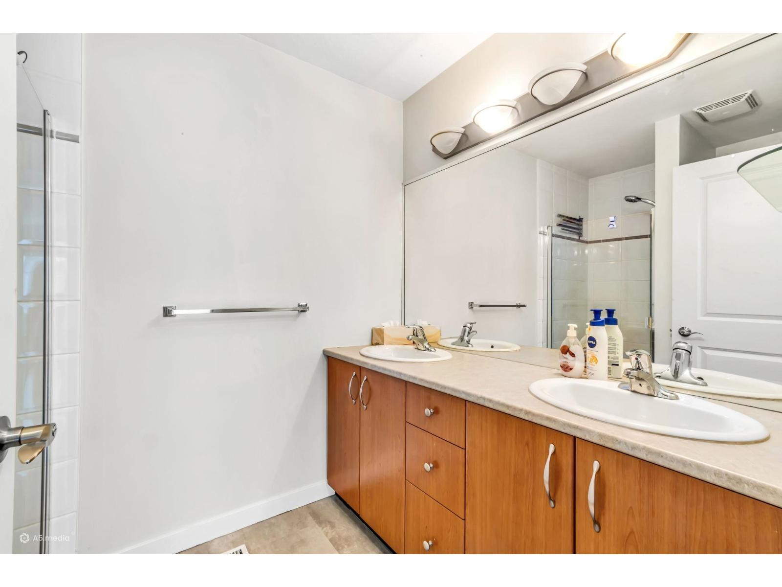 102 12040 68 AVENUE, Surrey